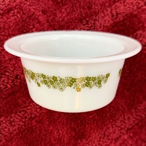 Vintage Pyrex butter dish # 75